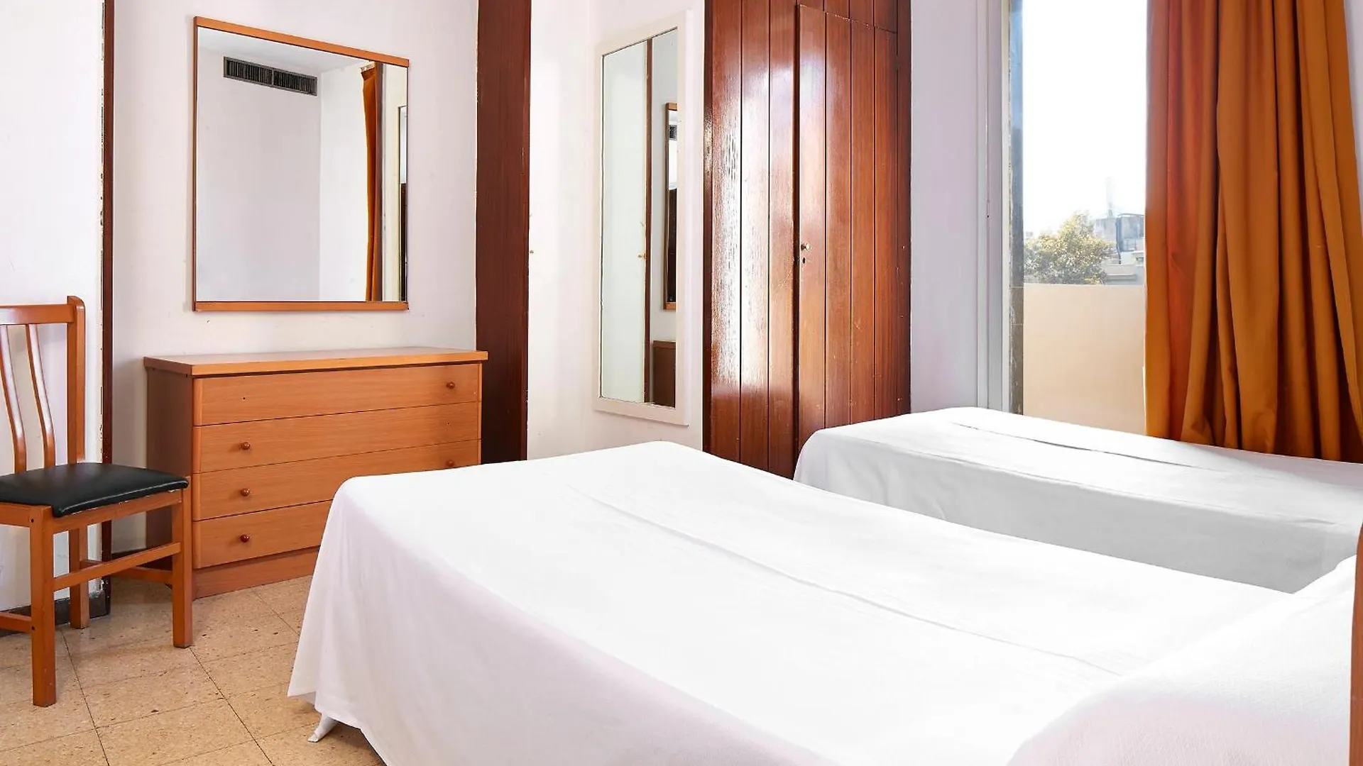 Apartamentos Mur Mar Barcelona